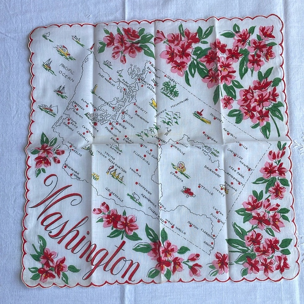 Vintage Washington State map handkerchief, scalloped edges, souvenir, 13"